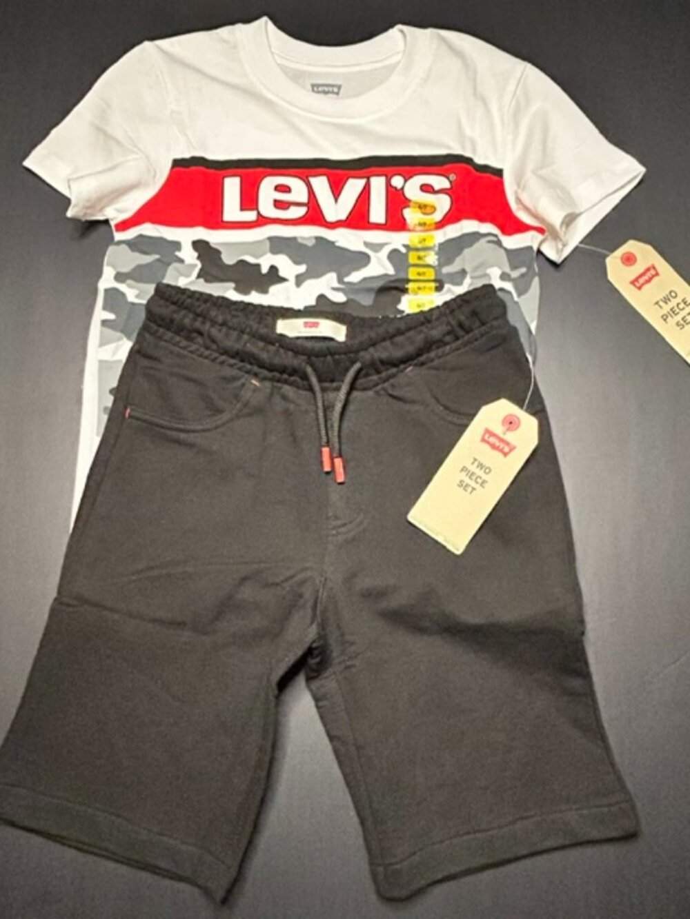 NWT Levi's Two Piece Set  - T-shirt & Shorts Boy's 6/7